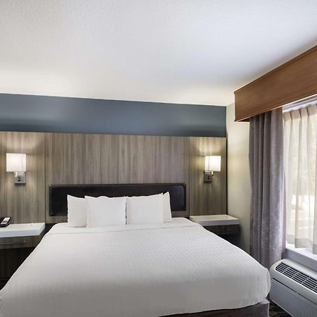 Best Western Plus Mountain View Auburn Inn Bagian luar foto